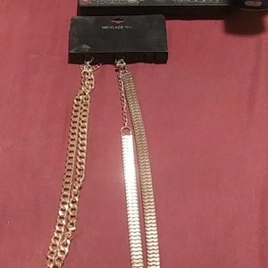 2 pc gold necklaces